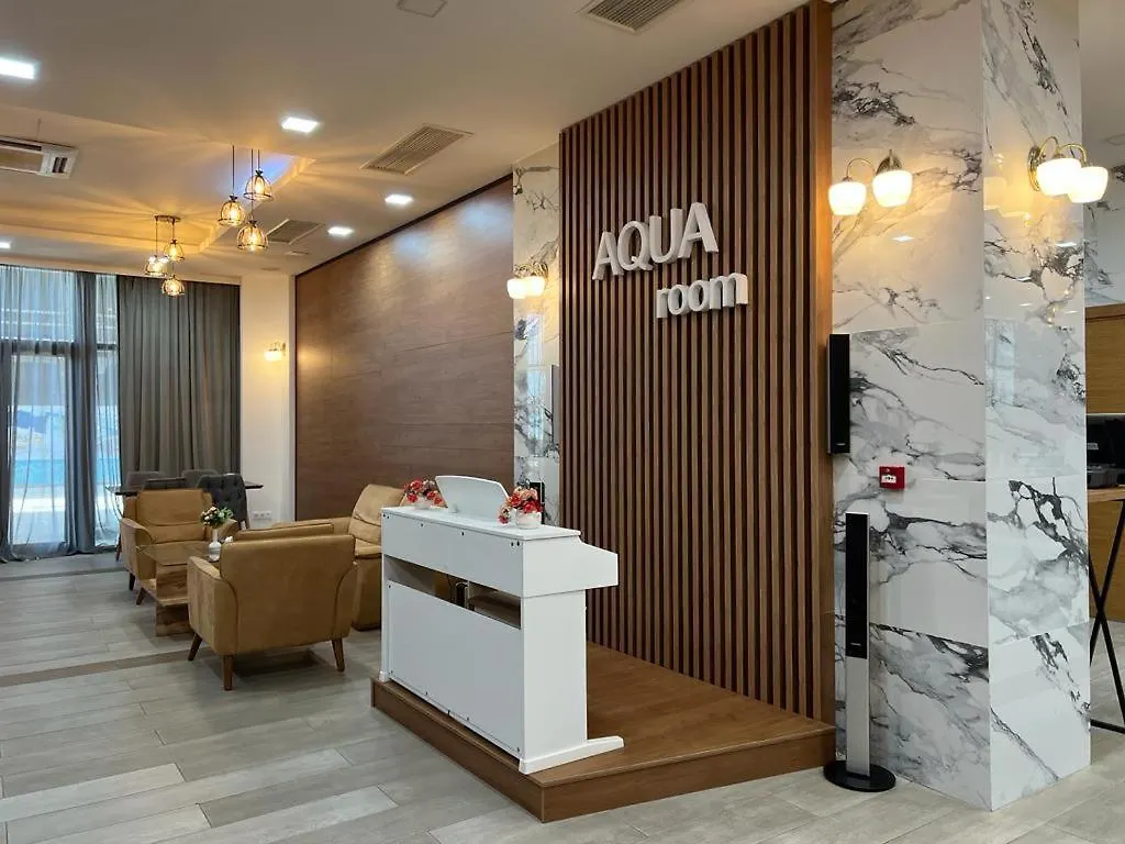 Liana Sea & Sky Suites Батуми