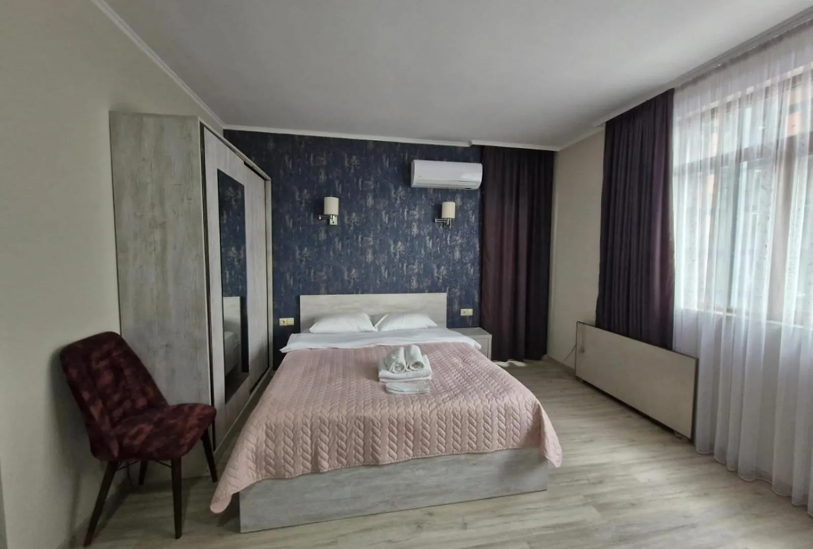 Liana Sea & Sky Suites Батуми Апартаменты