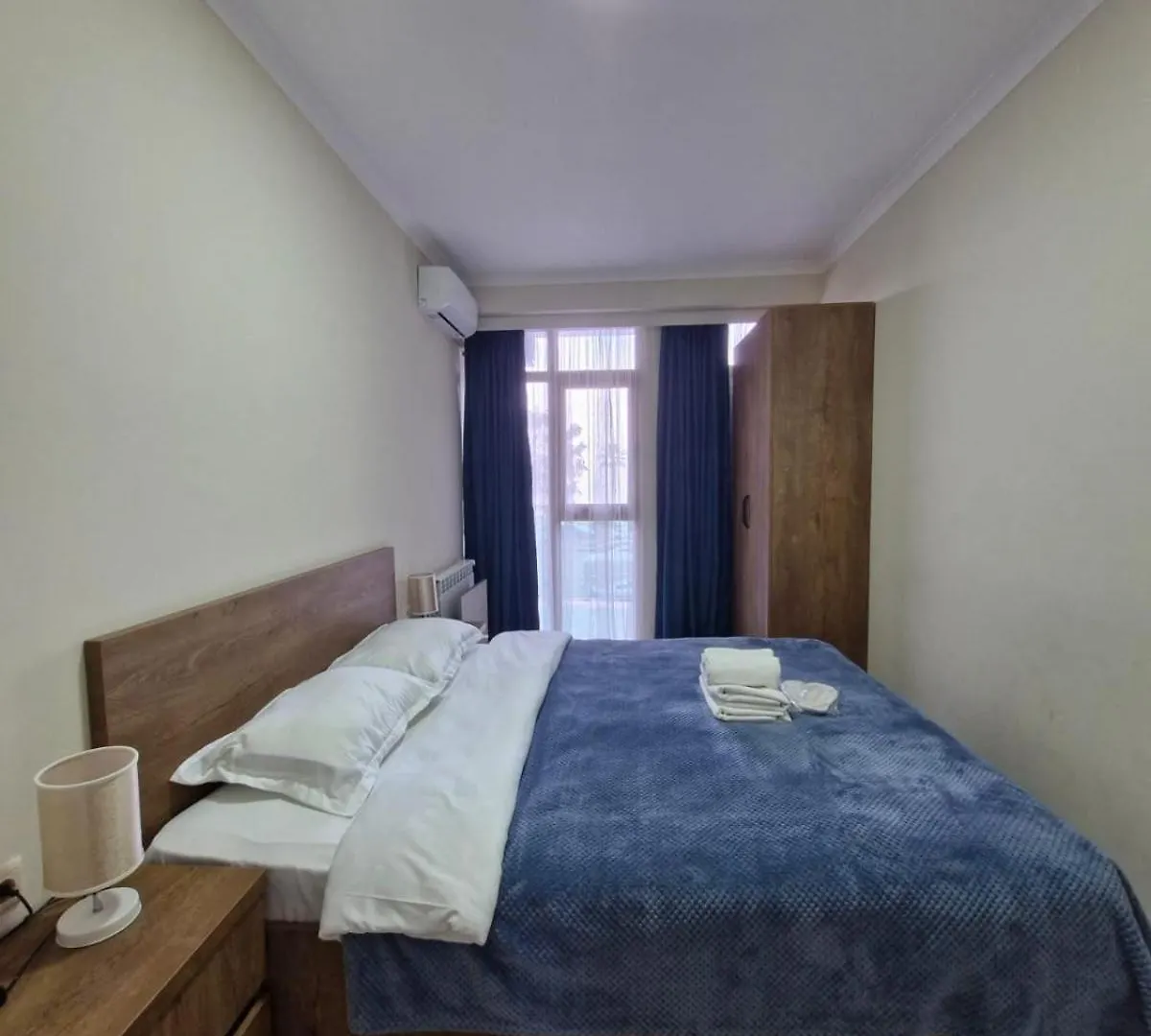 Liana Sea & Sky Suites Батуми 0*,