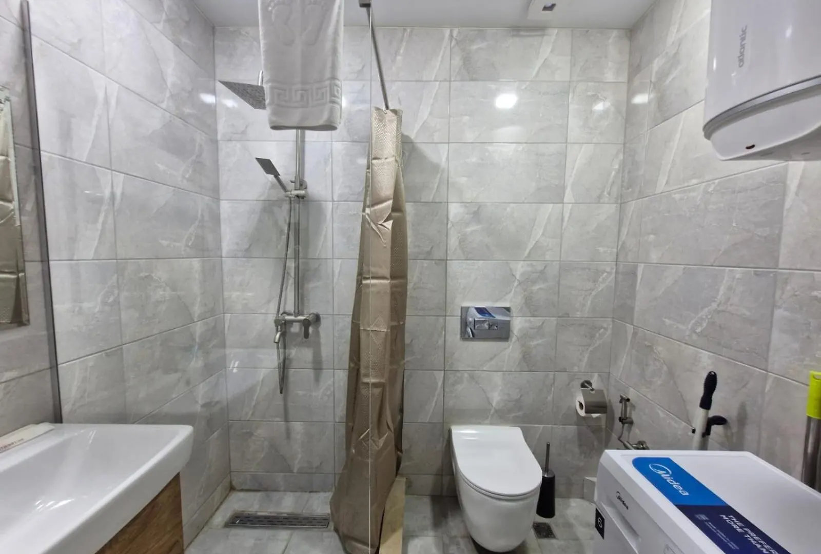 Liana Sea & Sky Suites Батуми 0*,  Грузия