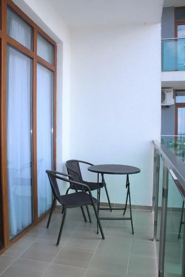 Апартаменты Liana Sea & Sky Suites Батуми Грузия