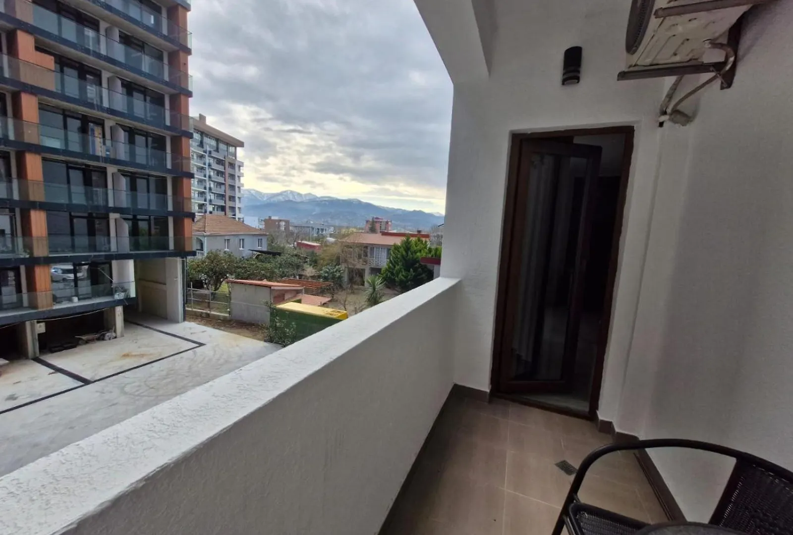 Liana Sea & Sky Suites Batumi 0*,
